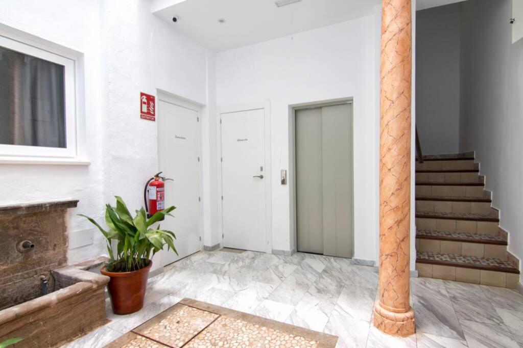 Apartamento Rosarioseis LOFT CORRAL DEL CARBÓN Granada Exterior foto
